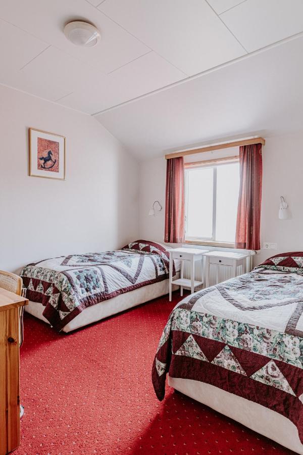 Narfastadir Guesthouse Laugar Kültér fotó