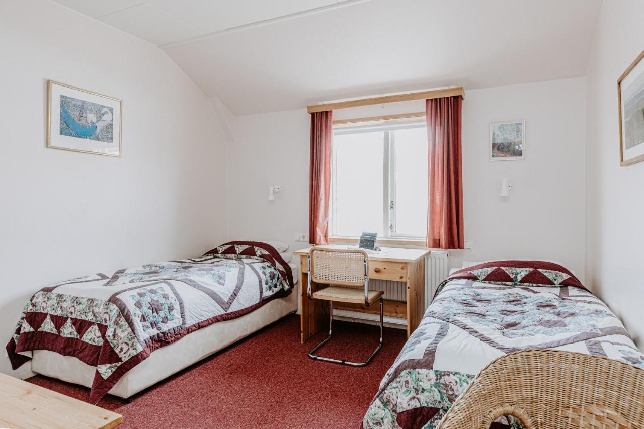 Narfastadir Guesthouse Laugar Kültér fotó